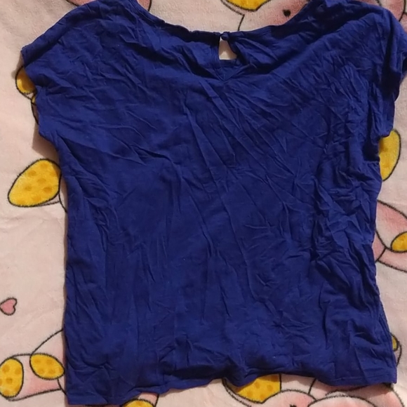 Blue layered front lace shirt - Picture 2 of 4